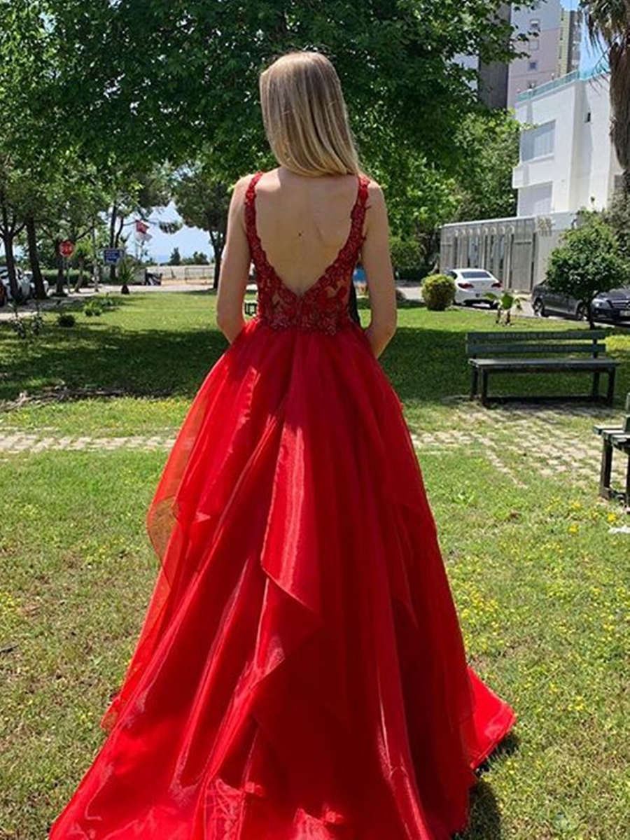 Elegant Red Evening Dresses 2024