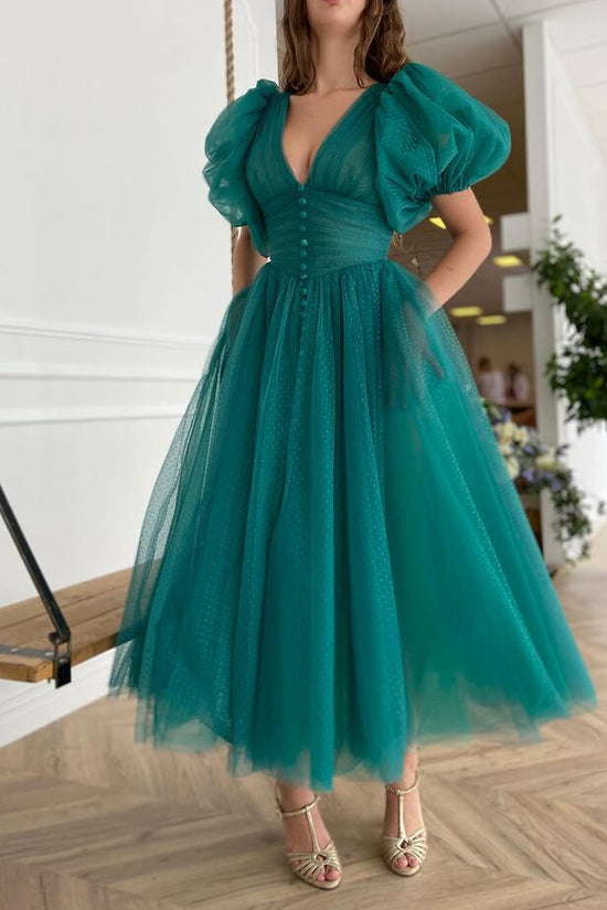 Sale: Elegant Dark Green A-Line Evening Dress with V-Neck and Short Sleeves