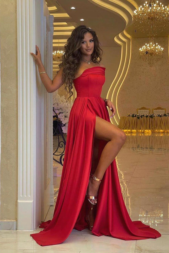 Sleek Crimson One-Shoulder Prom Gown with Dramatic Slit