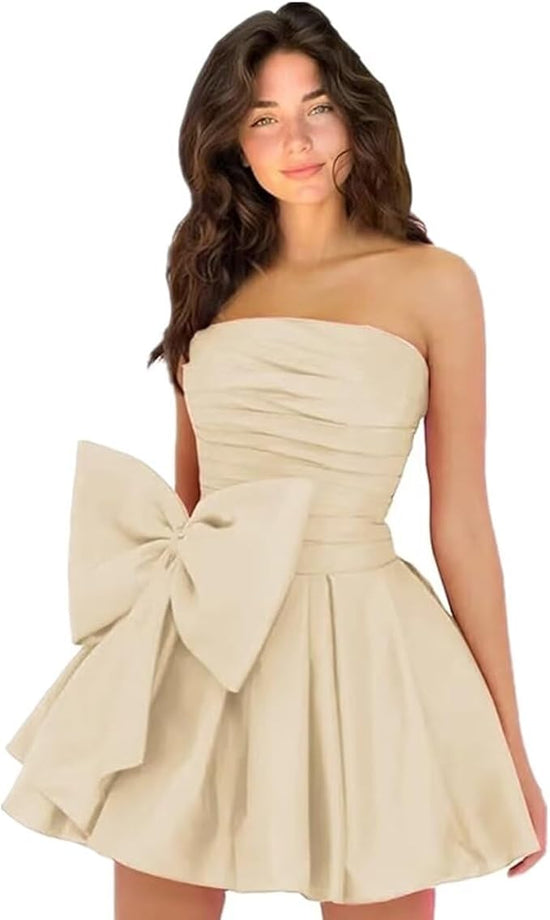 Chic Short Homecoming Dresses A-line Sleeveless Strapless Ruched Lace Up Party Dresses with Bow