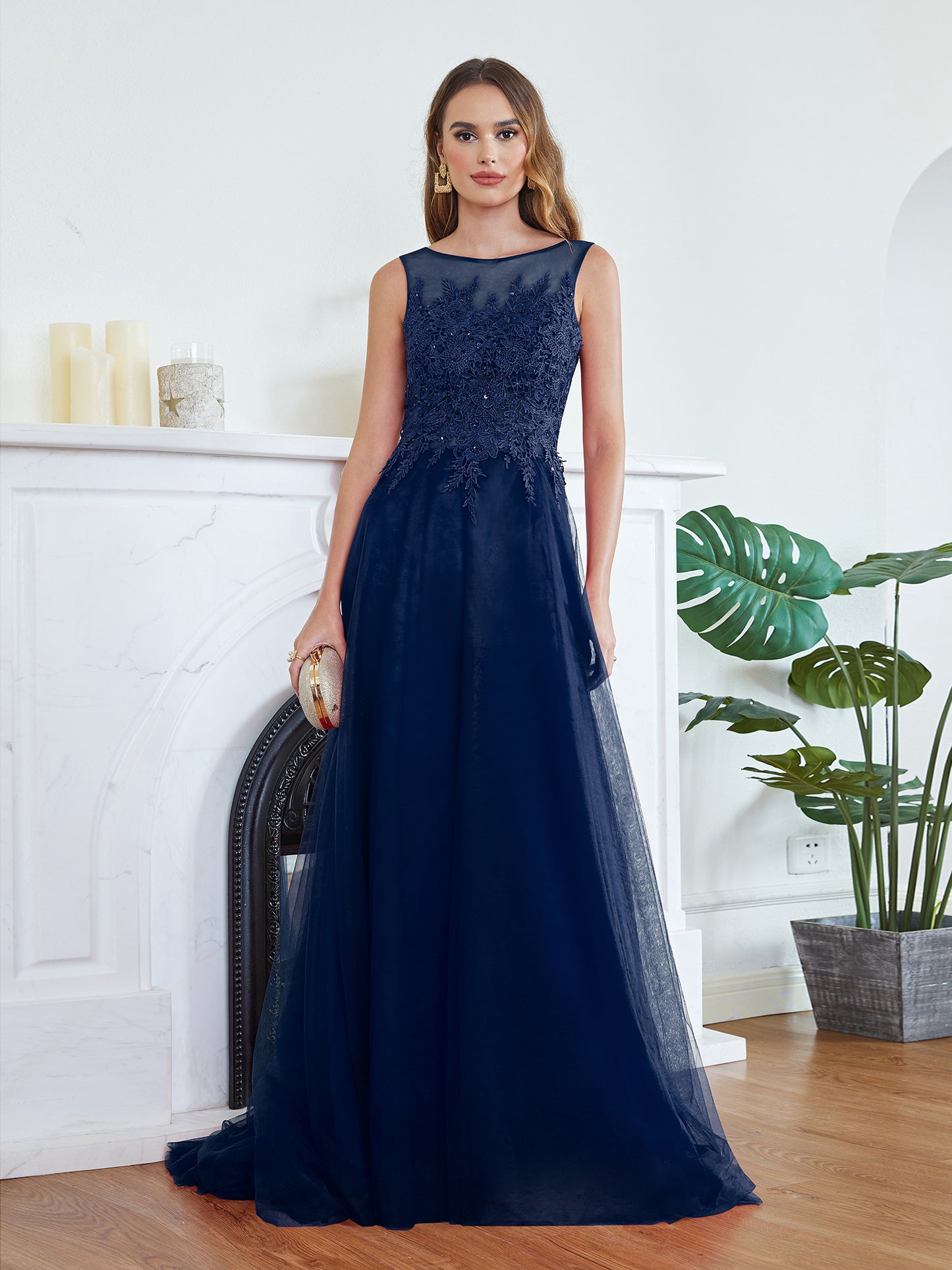 Round Neck Tulle A line Long Sleeveless Lace Appliques Bridesmaid Dress