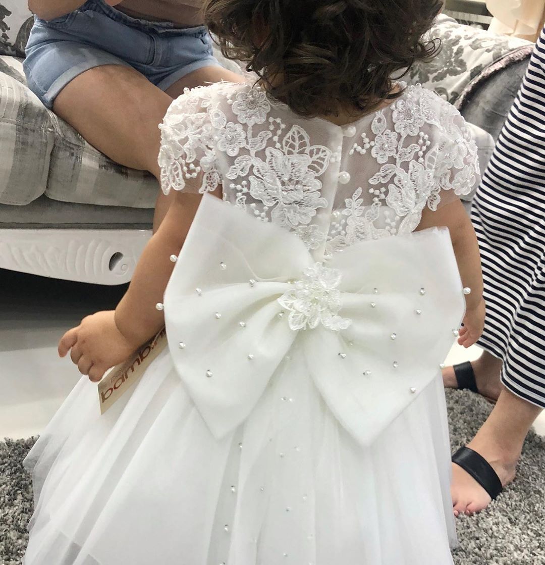 Cute A-line Bateau Short Sleeve Appliques Lace Pearl Tulle Flower Girl Dress With Bowknot-BIZTUNNEL