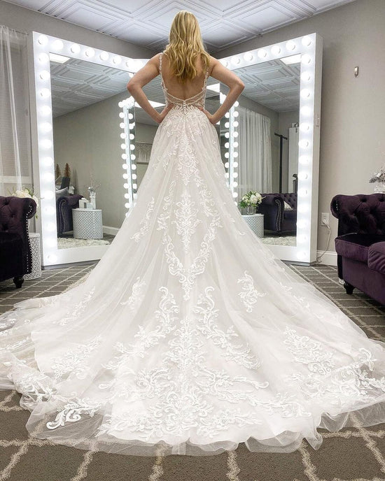 Elegant Long A-line V-neck Appliques Lace Tulle Backless Wedding Dress-BIZTUNNEL