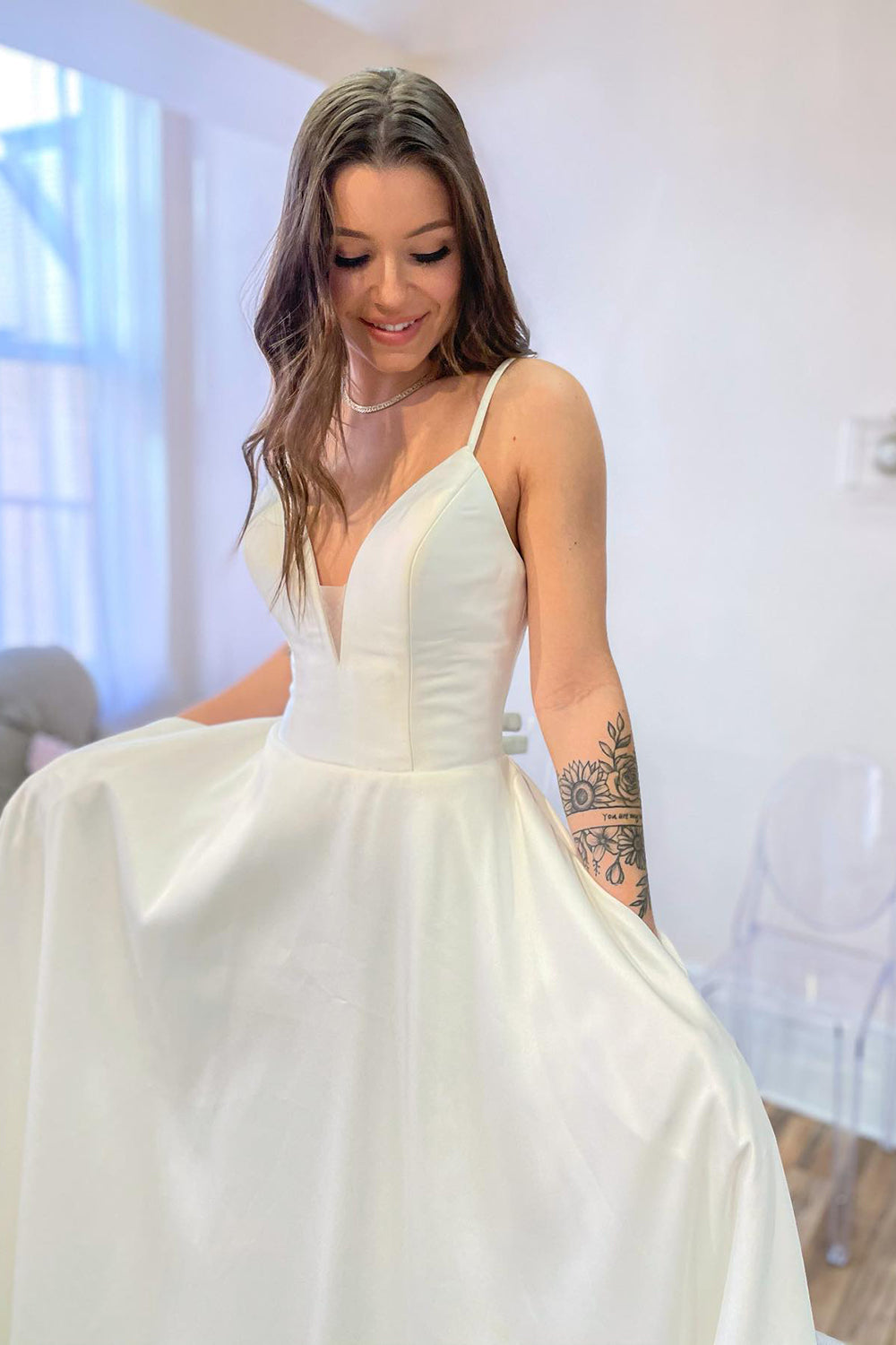 Glamorous Long A-Line Sweetheart Satin Backless Wedding Dress With Pockets-BIZTUNNEL