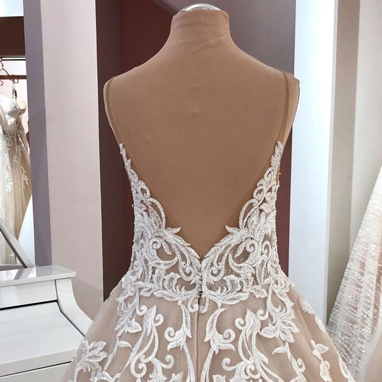 Long A-Line V-neck Spaghetti Straps Backless Appliques Lace Tulle Wedding Dress-BIZTUNNEL