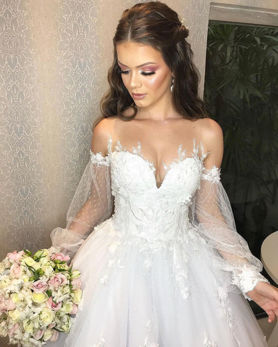 Long Princess Off-the-shoulder Tulle Wedding Dress with Bubble Sleeves-BIZTUNNEL