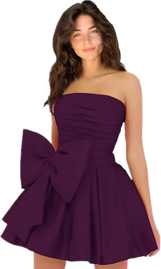 Chic Short Homecoming Dresses A-line Sleeveless Strapless Ruched Lace Up Party Dresses with Bow