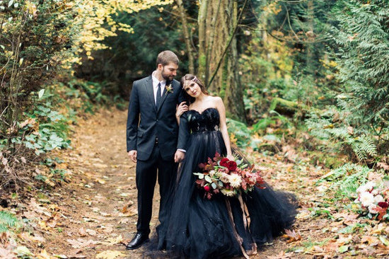 Modest Long A-line Princess Strapless Tulle Black Wedding Dress with Appliques Lace-BIZTUNNEL