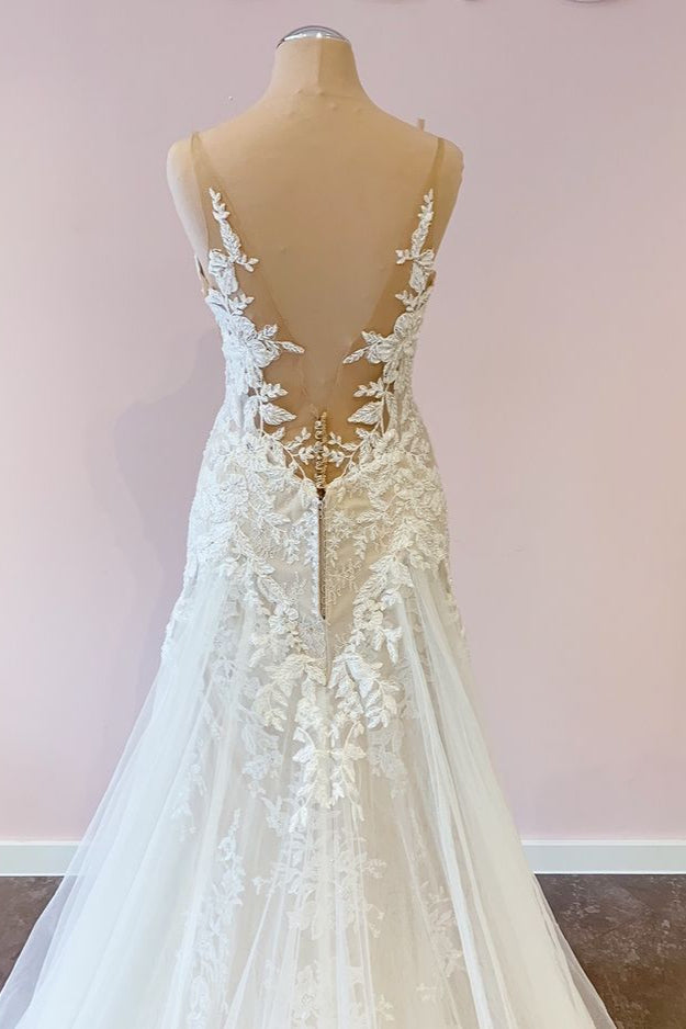 Stunning Long A-Line Tulle Sweetheart Appliques Lace Wedding Dress-BIZTUNNEL